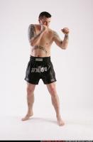 fighter2-kickbox-pose