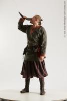 medieval man drinking from horn sigvid 01b